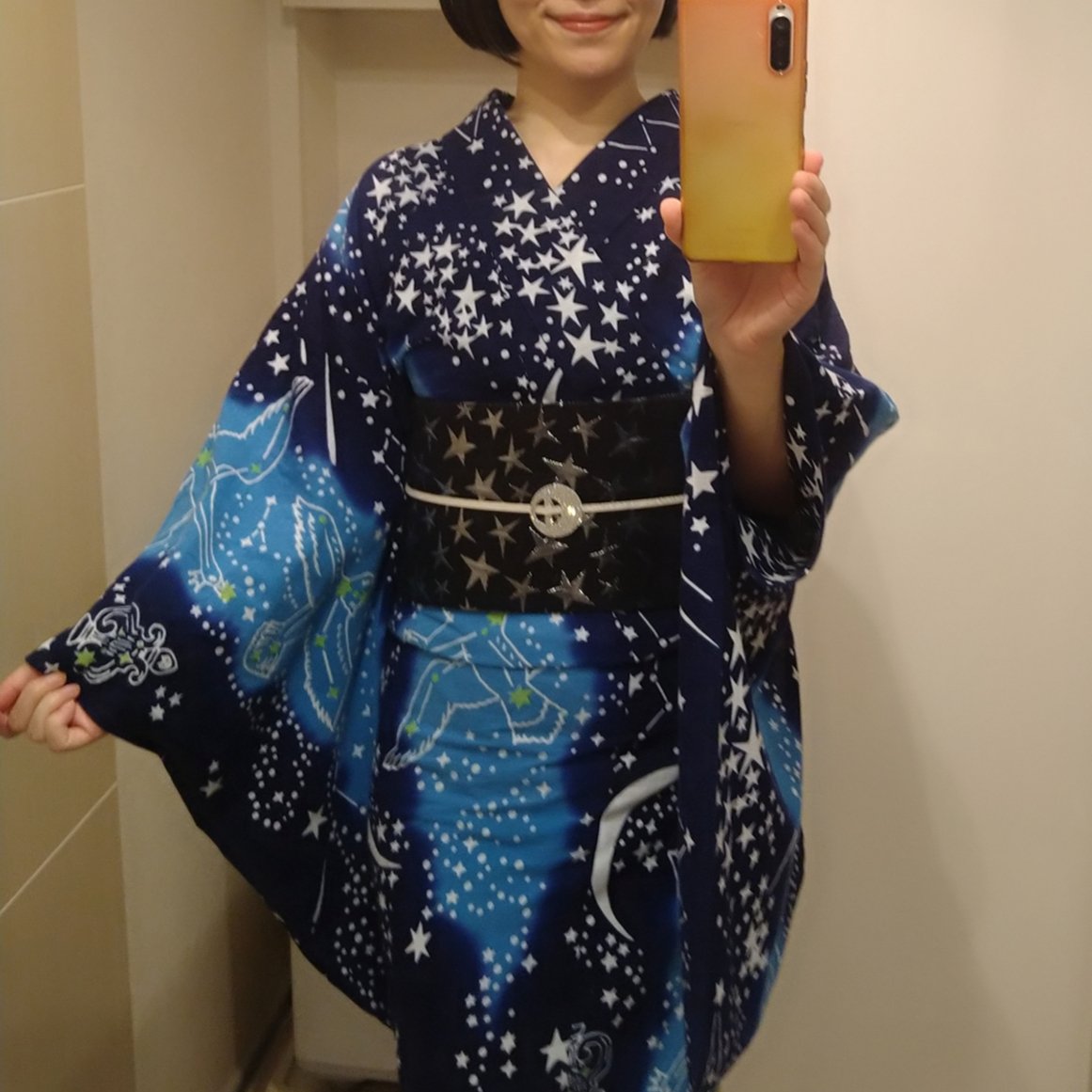 notokoto's tweet photo. 今夏は郡上踊りに初参加の予定だったのに台風で断念💧来年は絶対に行きたい!
地元の盆踊り1回目のコーデは天の川の浴衣に星の帯、月の帯留でした。
浴衣→#ばらいろ浴衣
帯→#ricostyle
帯留→#HappyBless https://t.co/6FOgPeANsF