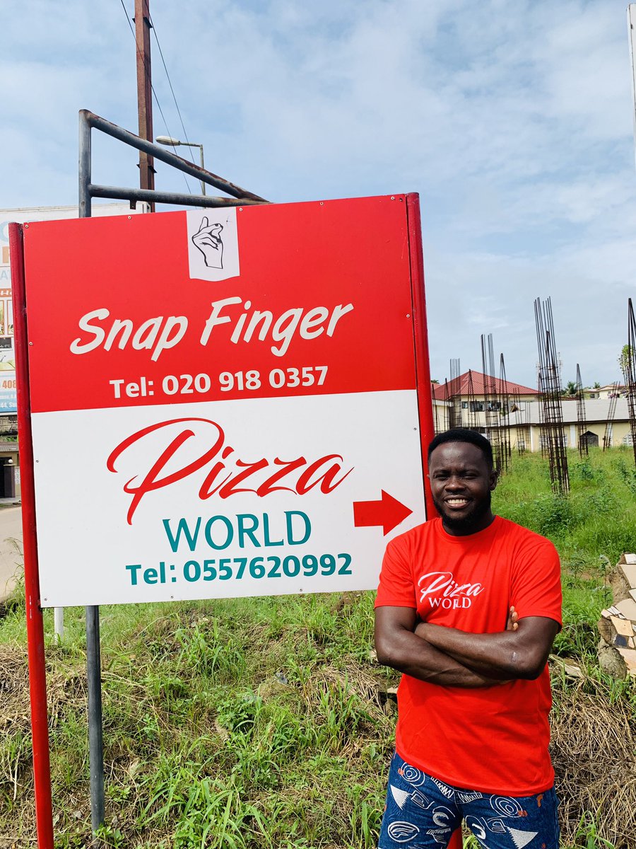 EAZIMANDOTCOM's tweet photo. As an ambassador for @pizaworld and @snapfinger_gh I visited the branches in Takoradi.

Enjoy our pizza xperience at our branches: Monkey Hill and Lagos Town.

#theguyestblogger https://t.co/ow7GFCmt2H