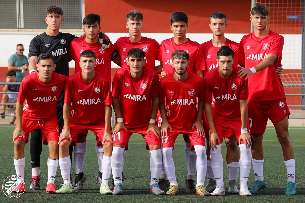XerezDFCCantera's tweet photo. ⚖️⚽ En el día de ayer nuestro #XDFCJuvenilA empató 1️⃣-1️⃣ en su visita al CD Benalup con gol de Ivi

✅ Esta mañana los de Juan Carlos Ramírez han vencido por 0️⃣-5️⃣ al @ASCF_Cantera con goles de @joosemaa10 X2, Adri Valiente y @Saamueel_11 x2

#CanteraXDFC https://t.co/iY8Fdchuvt