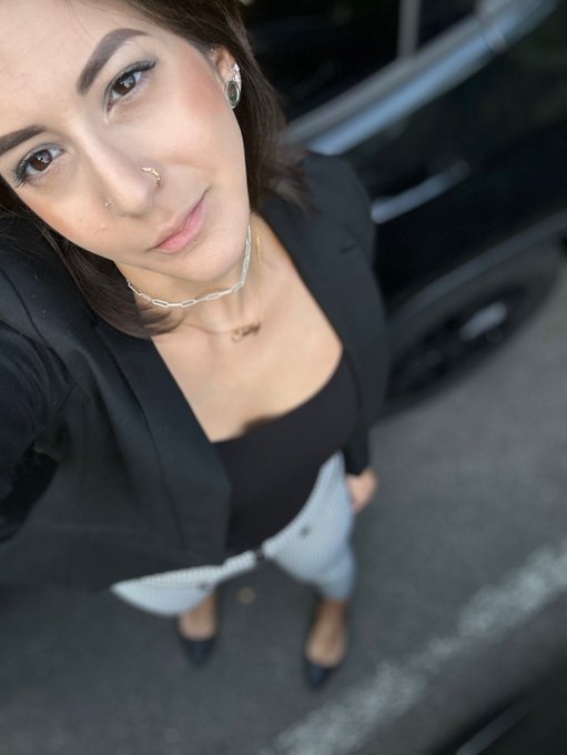 Let's get down to business #milf #latina #brunettegirl https://t.co/xzFuEWS3Z5<a href="/tag/milf"class="tags">#milf</a><a href="/tag/latina"class="tags">#latina</a><a href="/tag/brunettegirl"class="tags">#brunettegirl</a>