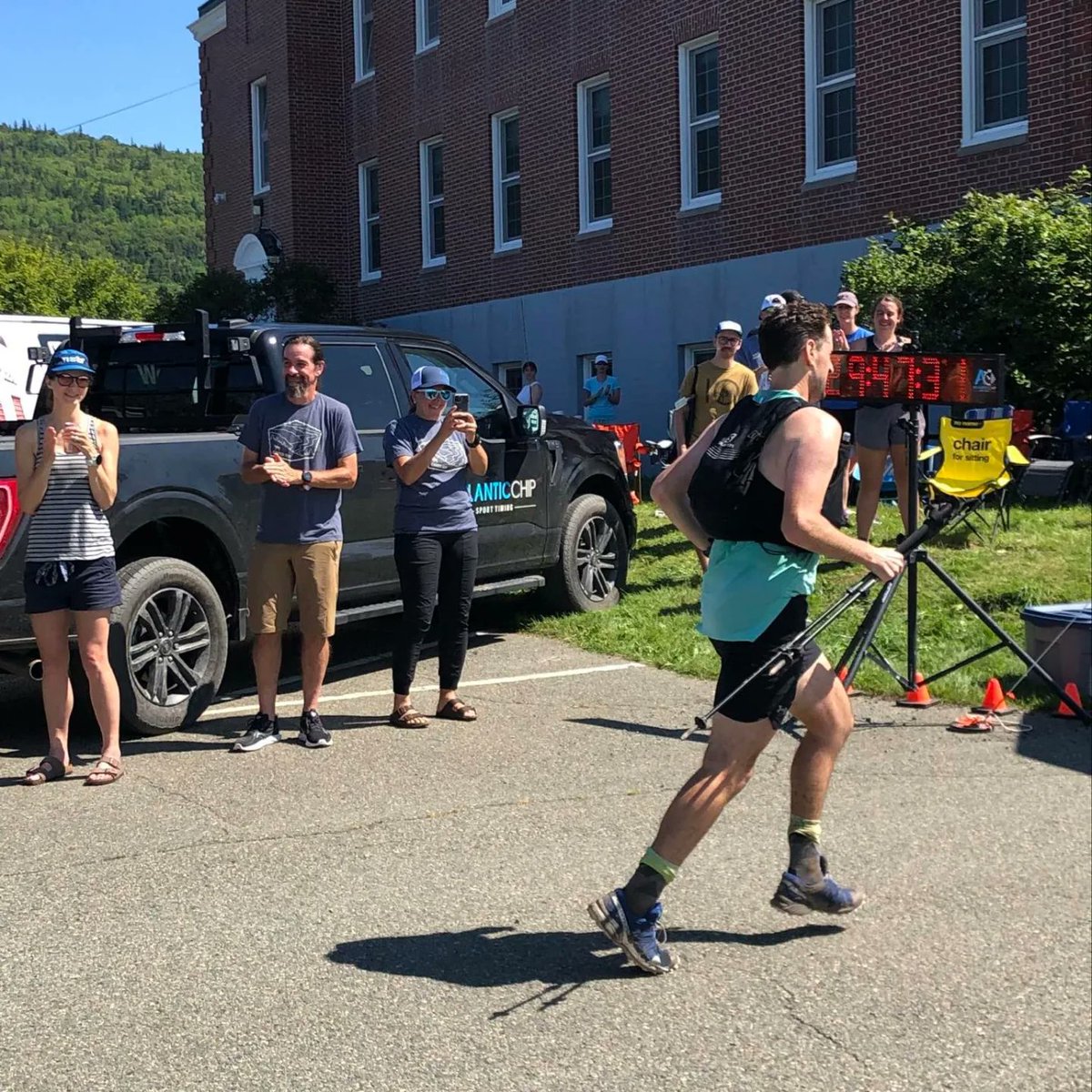 nick_ph7's tweet photo. 100 miler completed!
Got my first buckle.
#ultramarathon
#capes100 https://t.co/Svm9mDxxJW