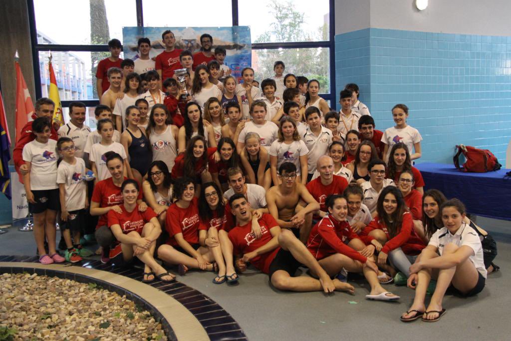 canteroswimmer's tweet photo. 🔴 Es momento de cerrar una etapa 🔴

Agradecido por todo lo aprendido 🏊

Aquí me enseñaron a amar este deporte, aquí crecí como deportista y como persona, pero sobre todo, aquí hice amigos increíbles que convirtieron el camino en una aventura inolvidable.

Gracias por todo ❤️ https://t.co/KOVyART1Ij