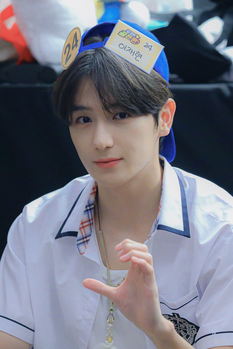izm913's tweet photo. 230818

#더보이즈 #THEBOYZ 
#현재 #이재현 #HYUNJAE https://t.co/Ii90Wls7mf
