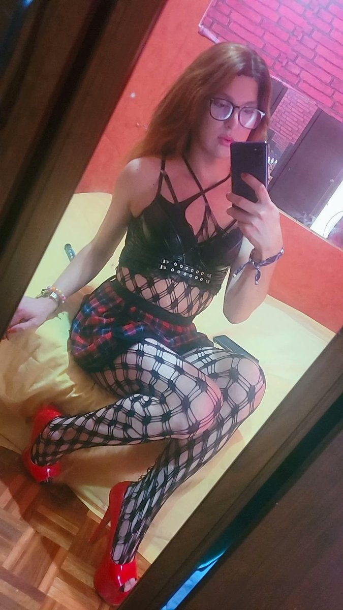 lara__princessa's tweet photo. Hola? #Bilbao https://t.co/bPI0KvG289