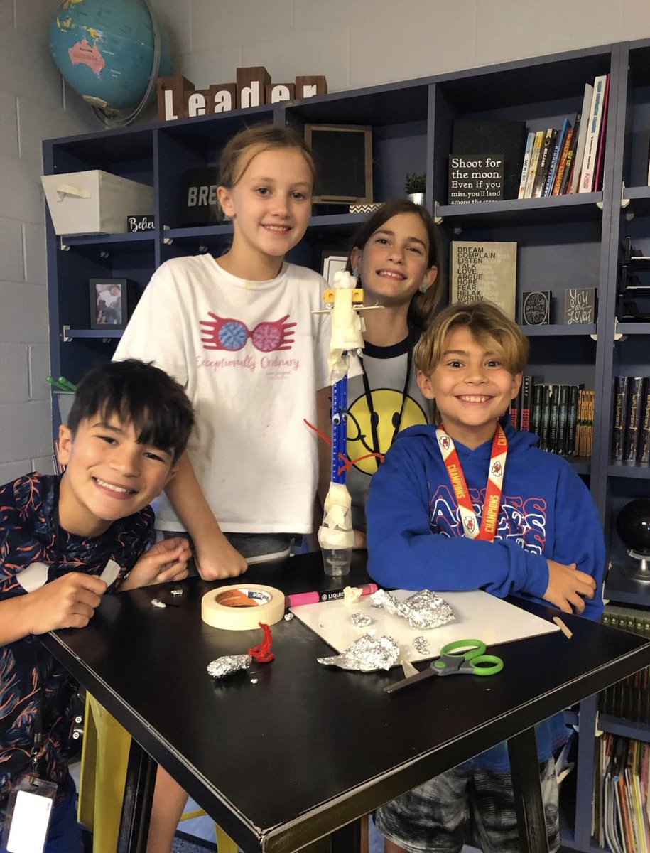 AD_educator's tweet image. First week feels all around the building @EnglishLanding for our Eagles 🦅! What great week of learning new routines, meeting new friends and kicking of our 23-24 year. #EaglePride #EaglesShootForTheStars