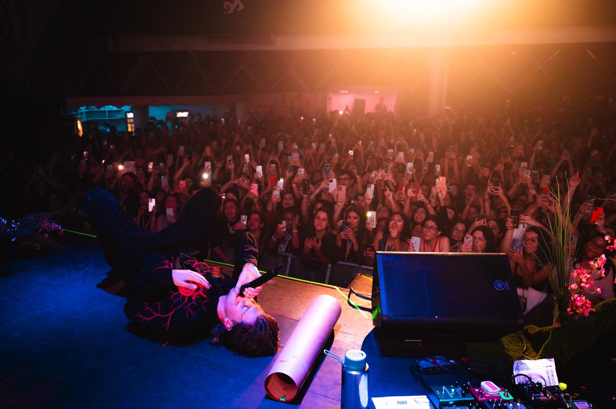 oneruel's tweet photo. this show was everything i hoped and more, thank you for welcoming me into your country brasil 🥹 https://t.co/0IwB9XrVsM