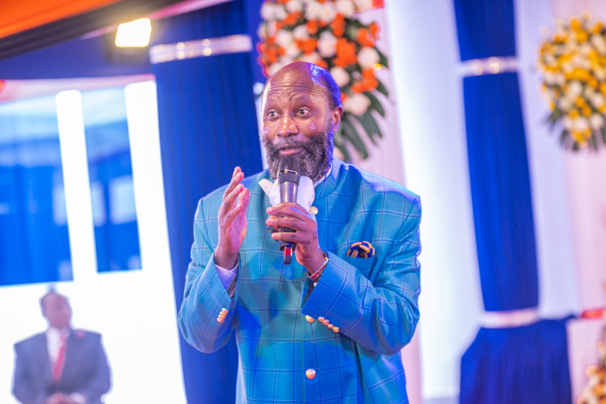 KoechRedempta's tweet photo. Mat 24:14

This gospel of the kingdom will be preached in the whole world as a testimony to all nations, and then the end will come

Now, THE TWO MIGHTIEST PROPHETS OF YAHWEH are headed for #BrazilRevivalPhase2 to take the eternal gospel to the whole nation of Brazil https://t.co/fUQHPV9njI
