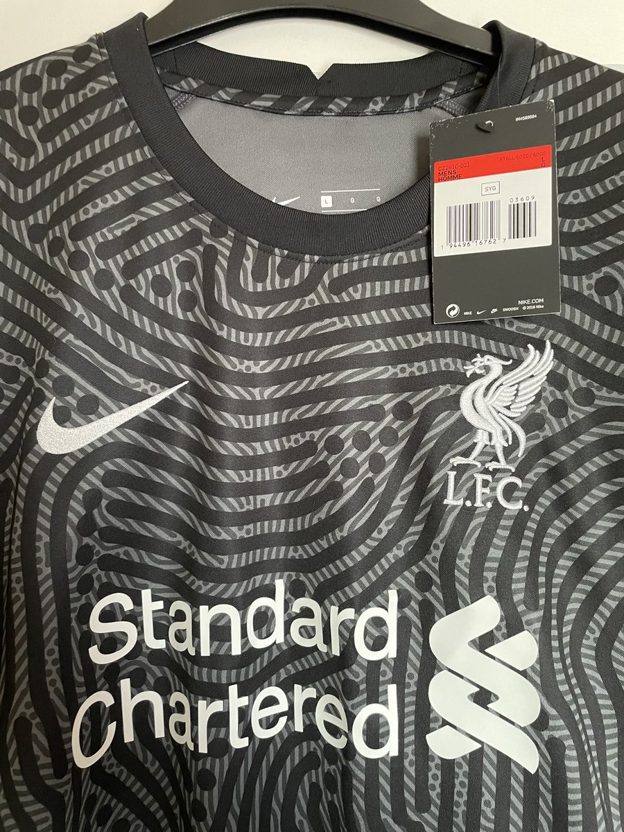 davidc98's tweet photo. Have this incredibleLiverpool 20/21 Long sleeved GK shirt in a Large

£70

DMs open 📦

RTs appreciated 

@KB2X @KitHunters @ShirtsLiverpool @_FullKitWankers https://t.co/zvIrkS2uHx