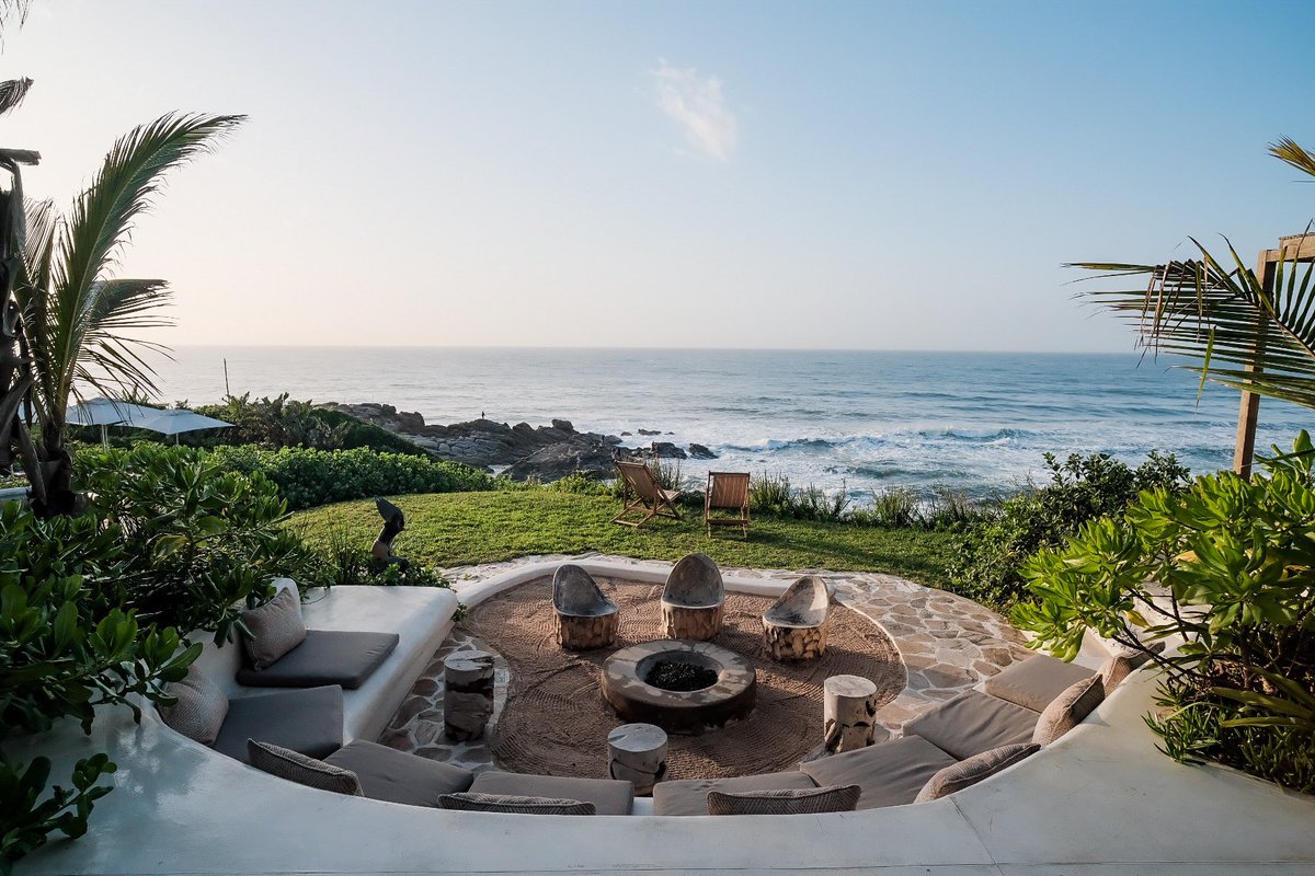 947's tweet photo. Day 1 | Event 1
Venue: Sala Beach House
Activity: Spa &amp; Wellness

What a great way to start the morning, hey, @hulisaniravele?
Refreshed &amp; ready to take on more activities for the day.

Brought to you by @TourismKZN &amp; Enterprise iLembe🌤️ #KZNHasItAlln #947WeekendBreakfast https://t.co/Rx1Hmcwnwy