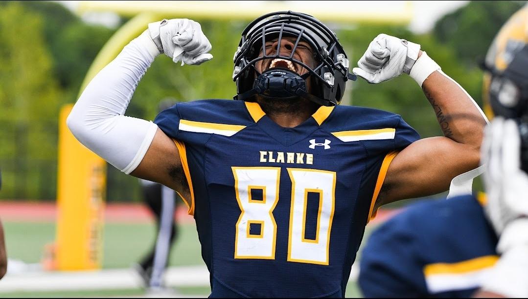 Good Luck to my big brother <a href="/8Wyer/">Jay_wyer4</a> and his team today🏈
<a href="/chinkyeyez00/">Diane Wyer</a> <a href="/ClarkePrideFB/">Clarke Pride Football</a>
#clarkeuniversity 
#gameday #CollegeFootball #collegegameday