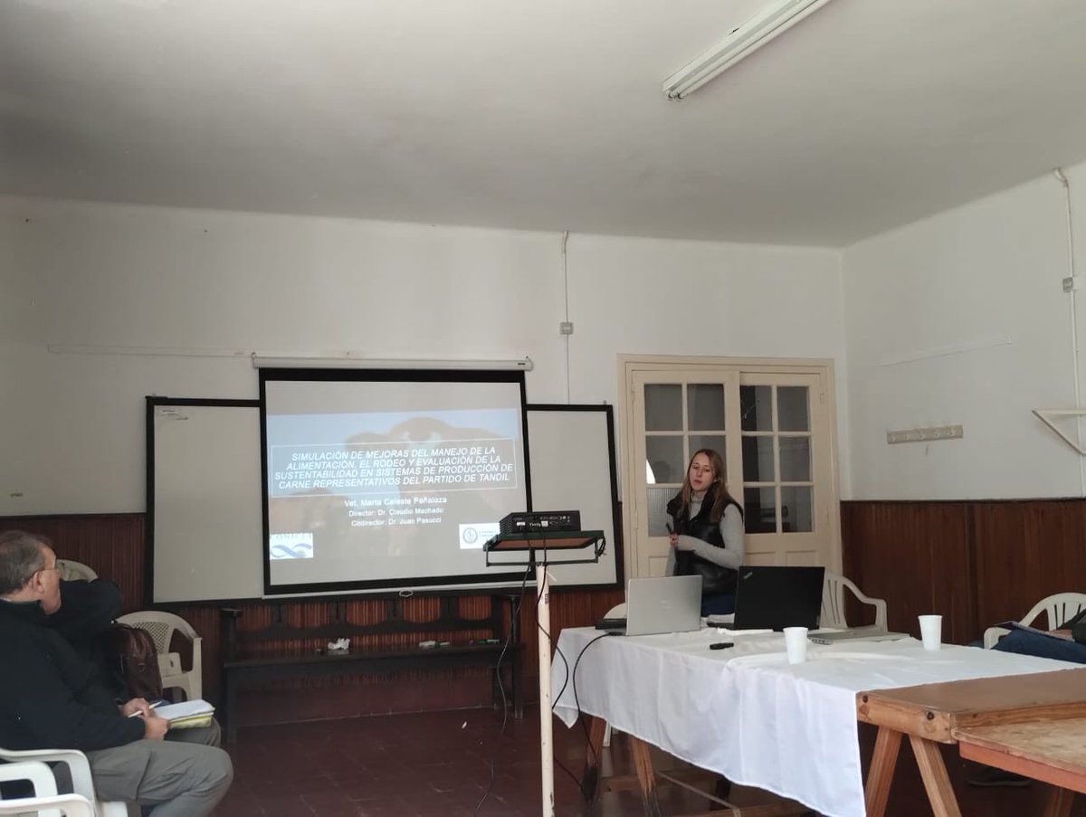 cfmacha's tweet image. En la colonia Ortiz Basualdo @INTACuenca, nos reunimos por el proyecto CIAC 949206 (#inta #audeas #conadev) sobre sostenibilidad de ganaderia basada en pastizal,  integrando 5 módulos y campos de productores. Se avanzó en la identificación de indicadores. FCV @UNICEN_Oficial