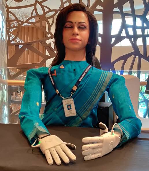 VivekSi85847001's tweet photo. India Human Space Mission ‼️

#ISRO to conduct first in-flight Crew module abort test in start of October 2023 🇮🇳

After it 1st Unmanned mission in which a Humanoid "Vyommitra" will be send &amp; then finally Indian Astronaut in Space by 2025 said Jitendra Singh, Science Minister. https://t.co/wEvwrfZxbB