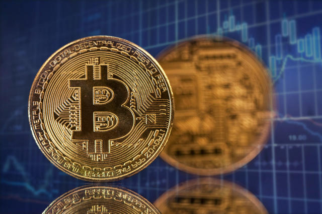 anhbachannel's tweet photo. Crypto 26/08: 
#Bitcoin hiện đang trong giai đoạn suy giảm cùng tin tức #Cardano, #ShibaInu, #BitcoinCash, #Base, #DYDX, #SkipProtocol, #Polkadot. https://t.co/875UNe2YTT
