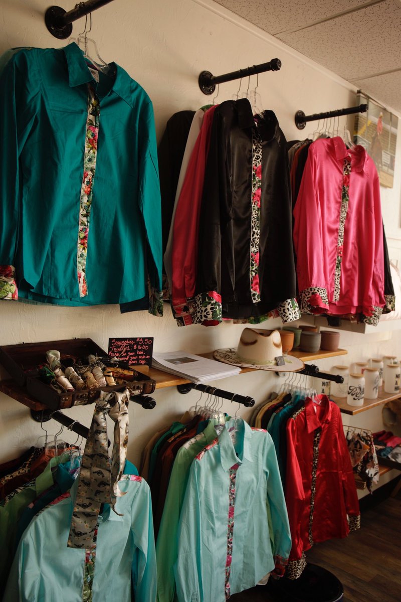 DaisyIfYouDoCo1's tweet photo. Why blend in when you can stand out with one of our many button downs? We have so many options on the site and are always adding to our collection, but you can always order one custom too!🤠 https://t.co/IToA3HsHIv