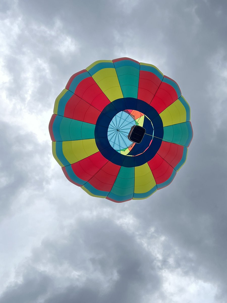 After a three-year hiatus, the Plainville Fire Company Hot Air Balloon AM launch was awesome this morning. A bit cloudy, but great to have the balloons back!!  Thank you @PlainvilleFire !
#hotairballoons #plainvillect