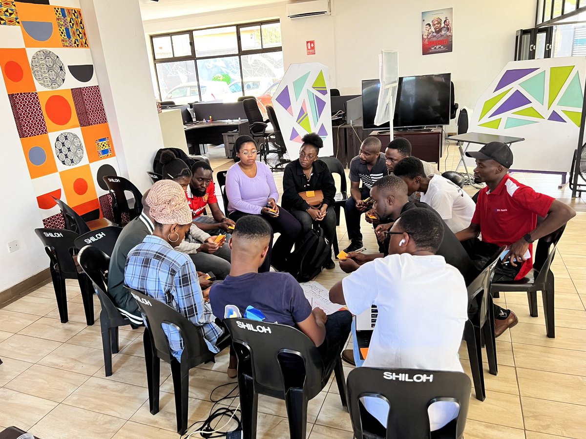 schiquiri's tweet photo. Doing discussions on the aspects of Career growth, Entrepreneurship and Personal Development. Curated by @Chingie4 

📸: @Ian_Khonje_ 

https://t.co/JYAimezwQM

#HelloWorld2023 #TechMalawi https://t.co/vAm2DLq1av