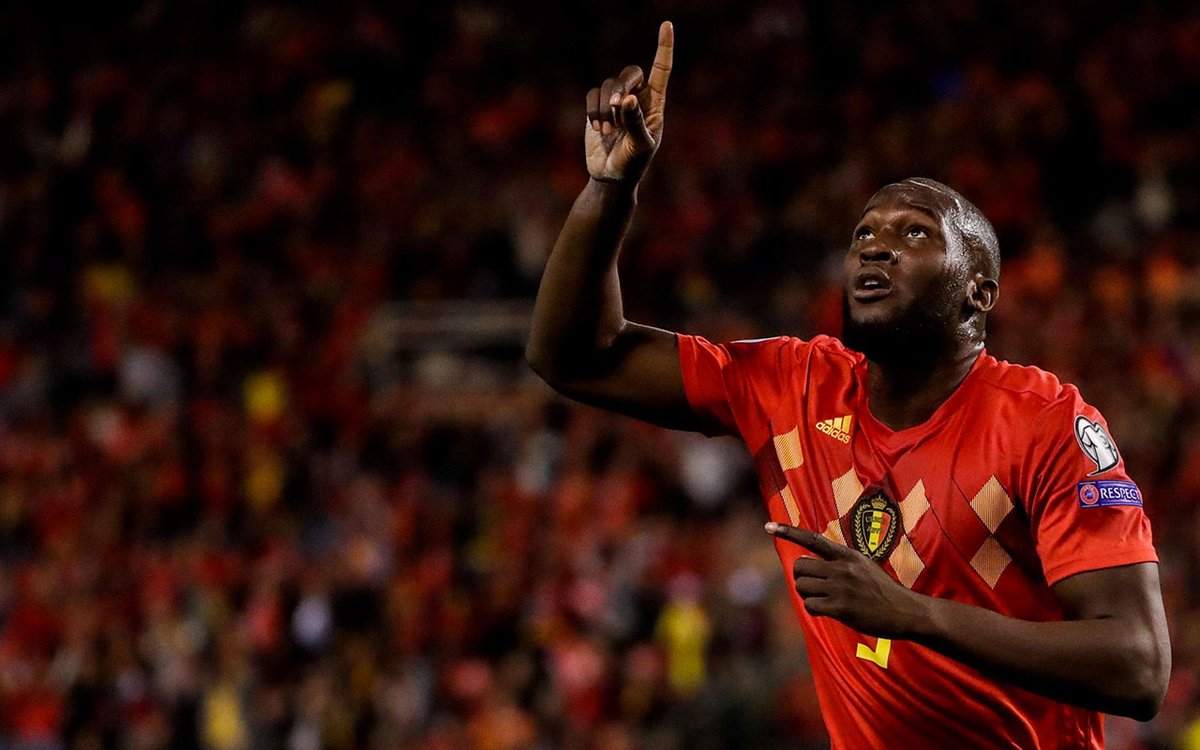 AndrewMari1988's tweet photo. Romelu Lukaku ha dichiarato ai microfoni di Laatste Nieuws: "Domani vado a firmare il contratto con la Roma".

🇧🇪🟡🔴💣

#Lukaku #ASRoma #26agosto #Calciomercato https://t.co/WiqN4y5OIg
