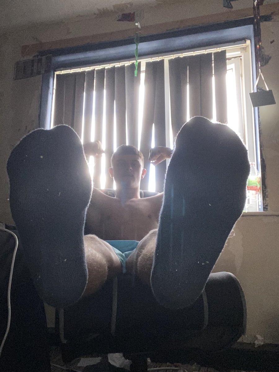 Who wants to lick the sweat of my toes and be a good piggy 

cashsub #cashfag #cashmaster #cashgod #findom #finsub #payslave #humanatm #walletdrain #cashcunt #financialdomination #paypig #buyingnudes #sellingcontent #ContentCreator #sugarbaby #beta #footfetısh #footslave #cashcow