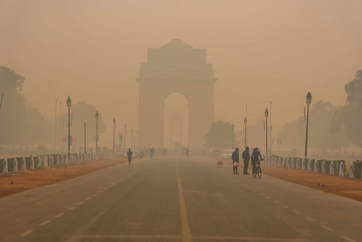 aavedan_m's tweet photo. While there are cities like Delhi, Patna, and Gurugram which have the highest levels of pollution in 
the world ☹️.  

There are also clean places like Mawlynnong and Umngot in  Northeast India 😀.  

 #Jawan #BoysHostel #shameful #ArrestTripaTyagi #MaduraiTrainAccident #AskSRK https://t.co/7YCVjnaWsc