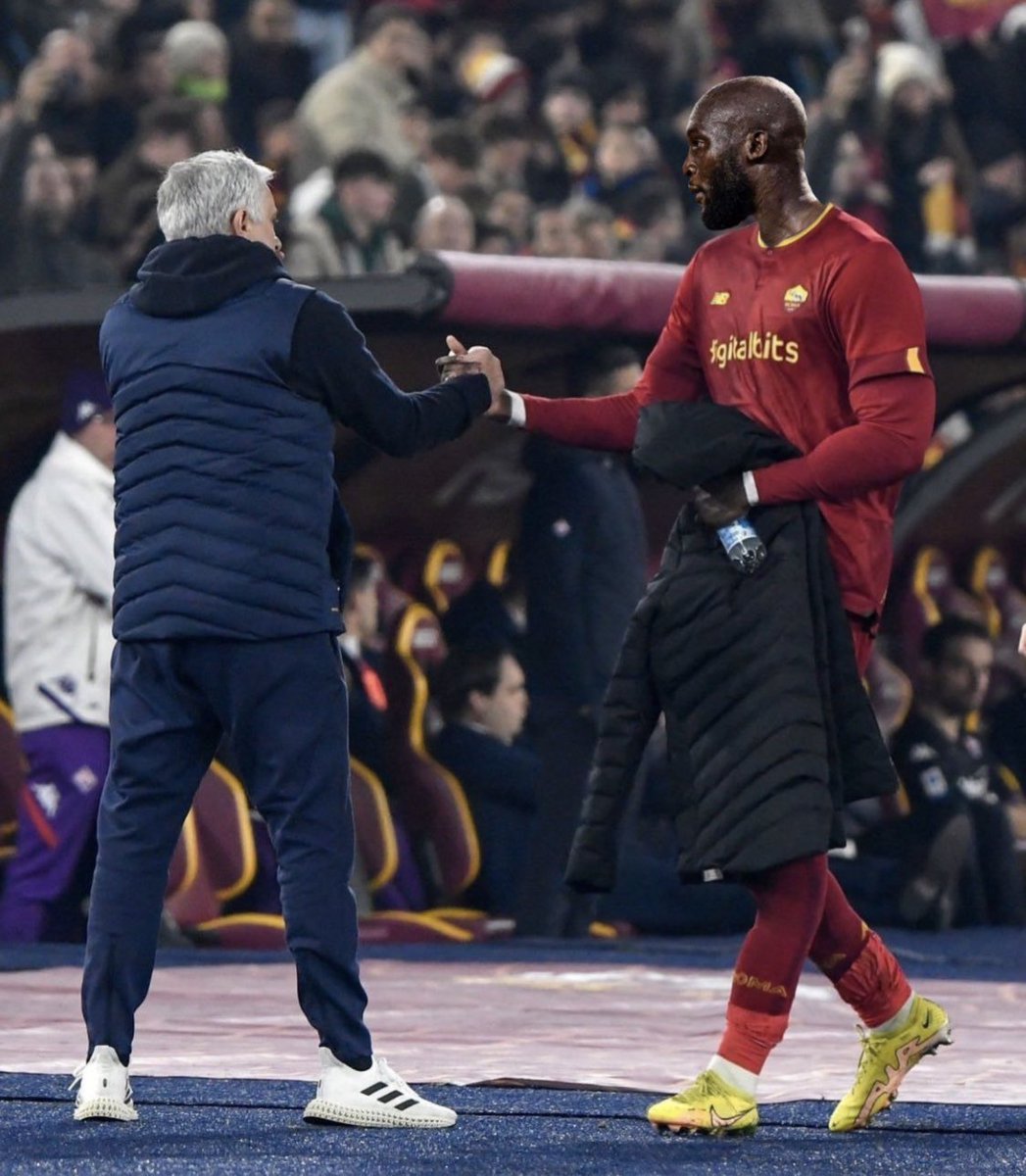 AliprandiJacopo's tweet photo. 🔴#Lukaku a HNL: “Domani volerò a Roma per firmare il contratto”

#ASRoma @CorSport https://t.co/GzWu2TygkV