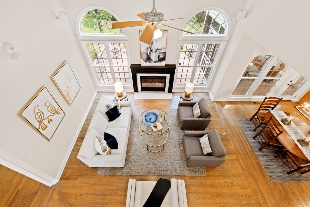 Hodge_Kittrell's tweet photo. A rare opportunity to live in a sought-after subdivision in Cary, The Reserve. Landscaped, large lots in a great neighborhood with a community pool. Sears Farm Road Park is a 0.4-mile walk from the house with paved trails, a playground, a basketball court &amp; more. https://t.co/jmEJi2Jzi5
