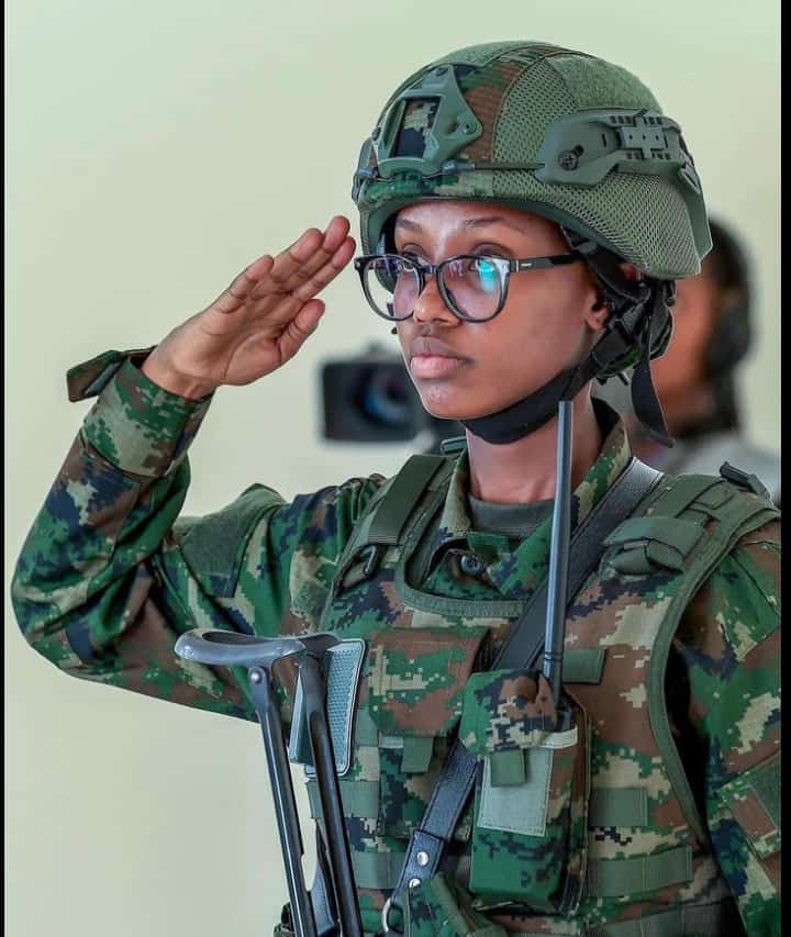 NyamaswaFrancis's tweet photo. Kuko URwanda rukwiye ibyiza, indangamirwa (urubyiruko)muri rusange turashima umutoza w'ikirenga umwanya mutugenera nk'urubyiruko, Inama mutugira tuzazikurikiza. https://t.co/RlrFUwGkDi