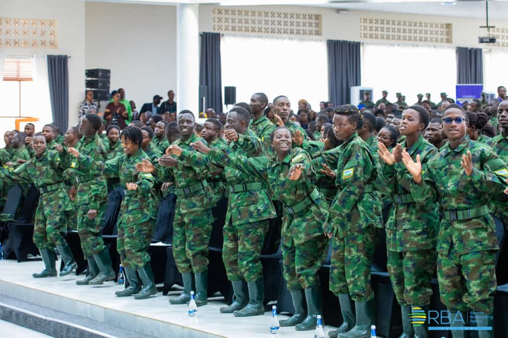 NyamaswaFrancis's tweet photo. Kuko URwanda rukwiye ibyiza, indangamirwa (urubyiruko)muri rusange turashima umutoza w'ikirenga umwanya mutugenera nk'urubyiruko, Inama mutugira tuzazikurikiza. https://t.co/RlrFUwGkDi