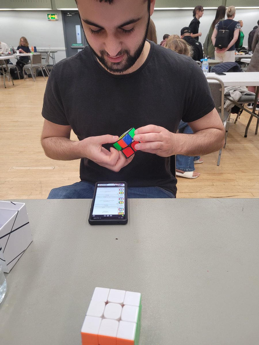 Bro is learning algs 10 minutes before his round starts <a href="/Anagramerer/">Anagram</a>