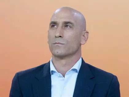 Nenedenadie tweet media