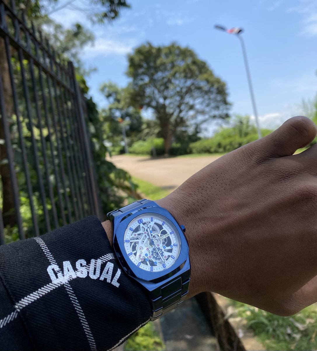 fredo_em1's tweet photo. Patek! https://t.co/Hkm4NTy2pF