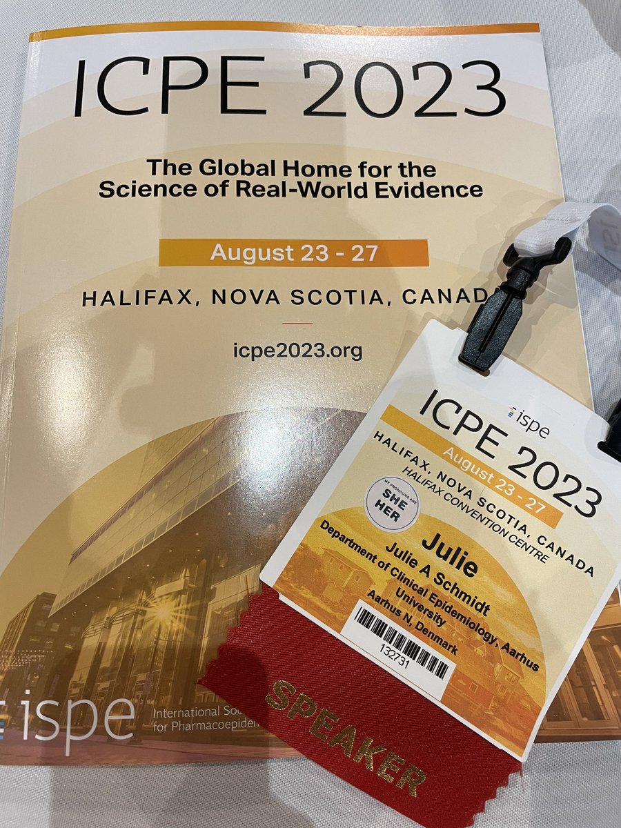 Julie Schmidt tweet media