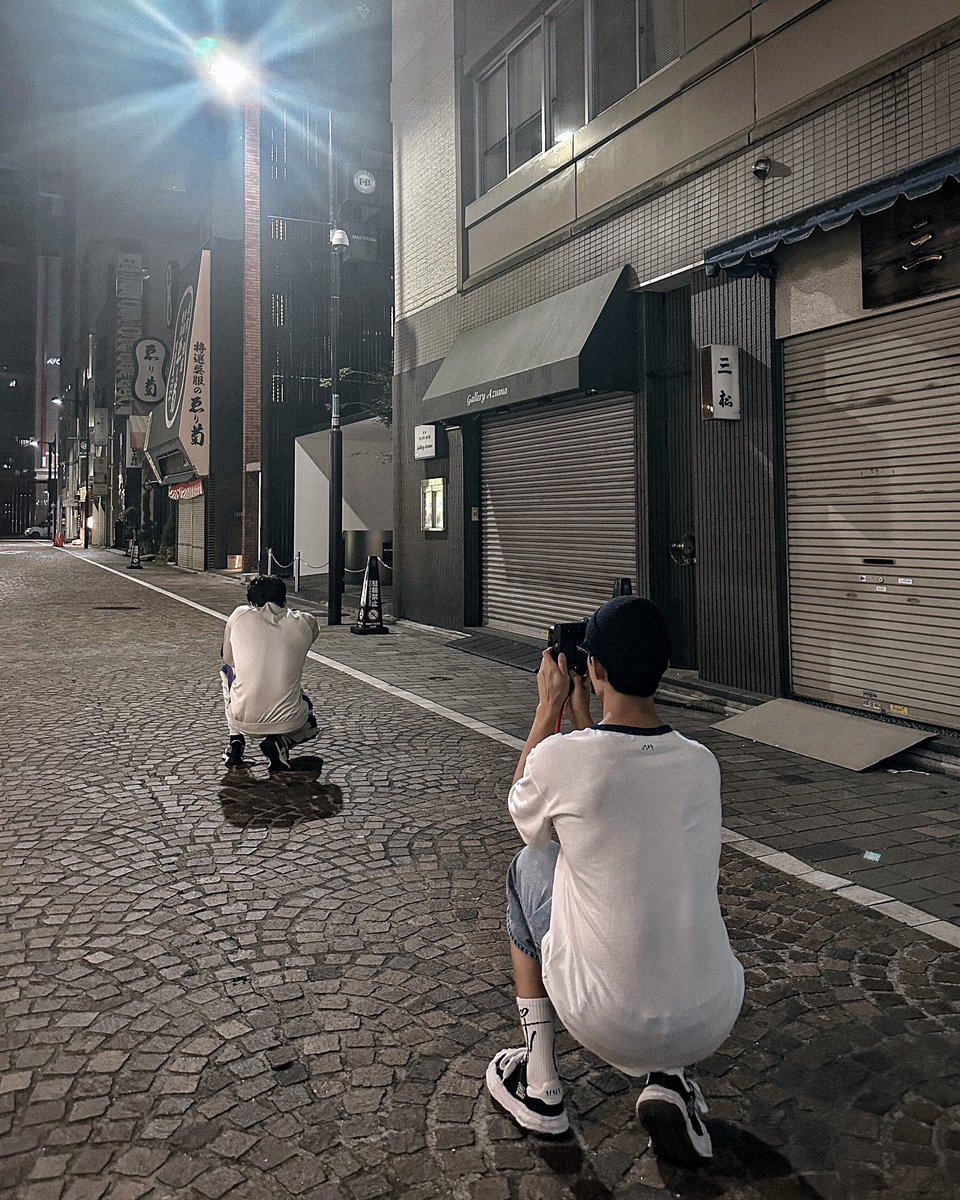 오늘 하루도 수고 많았어요
주말이니깐 다들 푹 쉬고 맛있는 것도 많기 먹어요
오늘 게임보이 다들 보셨나여? 
전원우 얼굴 폼이 미쳤어요…
파마해서 그런지 더 귀엽고 소중했습니다ㅠ
다들 즐거운 밤이 였으면 좋겠네요 
내일 봐여~