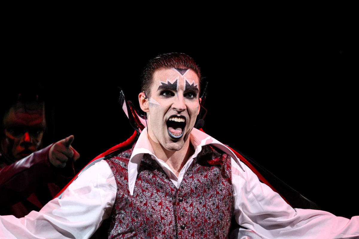 risa__usj's tweet photo. 8/26 18:45
🦇:Caseyさん

#USJ #USJファン #ユニモン #uml #caseydrac https://t.co/Qv4I8v1vML