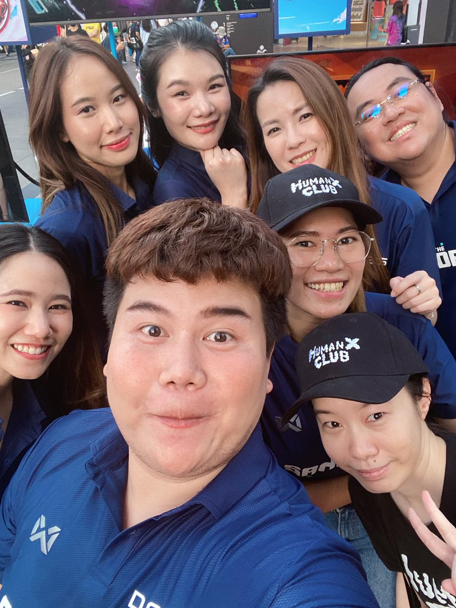 jessieandfrs's tweet photo. We did super fun today w/ Thailand National Team Jersey Grand Opening ๐น๐ญ
Thanks for this oppotunities as @DOASISCity @TheSandboxThai @TheSandboxGame @ArchopiaStudio @WarrixThailand โs Host/MC today ๐ฅฐ
#DOASIS #Thesandbox #HumenX #DOASISXWarrix #MCJessieInk https://t.co/cUYFvMm1M8