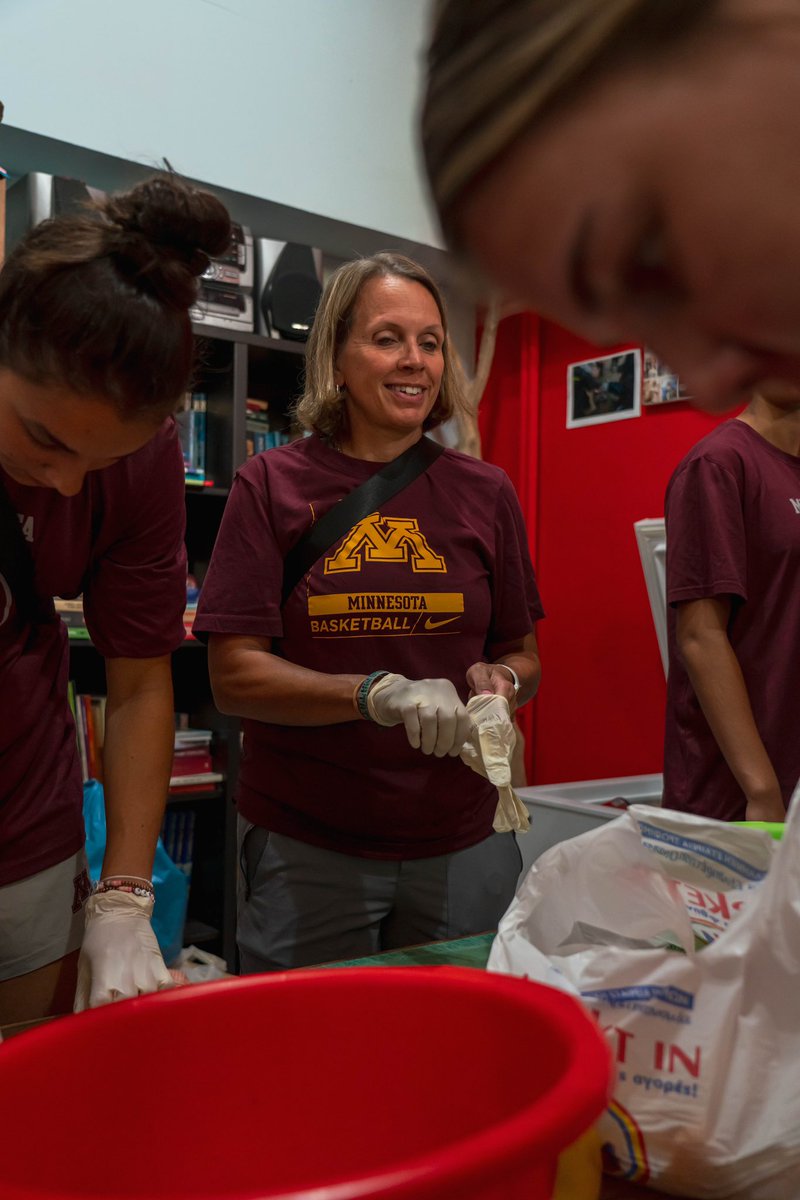 GopherWBB's tweet photo. 🤍💙🇬🇷 #SkiUMah https://t.co/oiMFw7qhA1