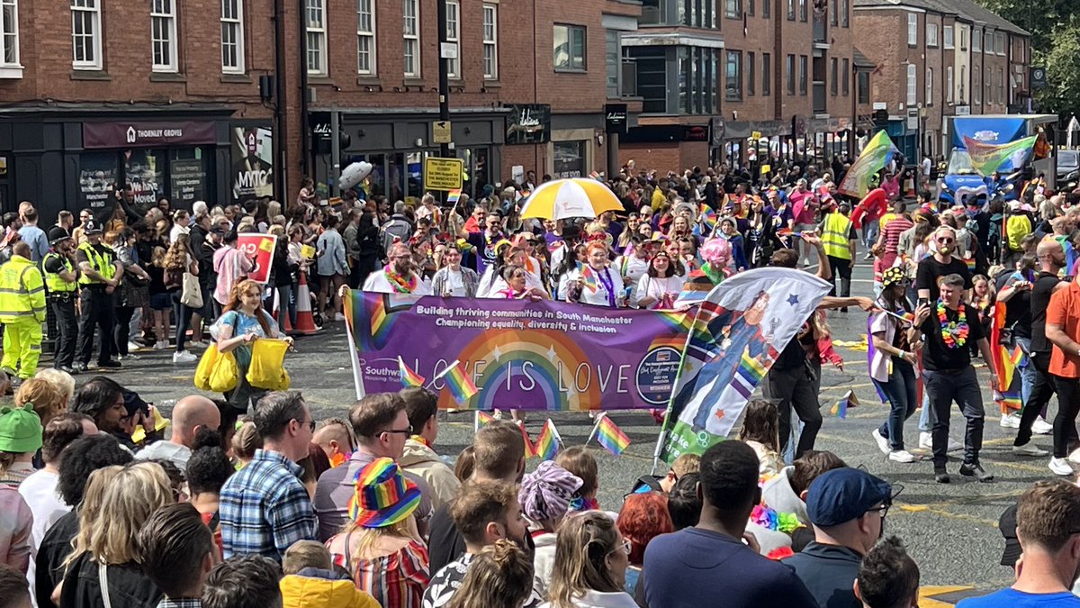 Karen Mitchell tweet media