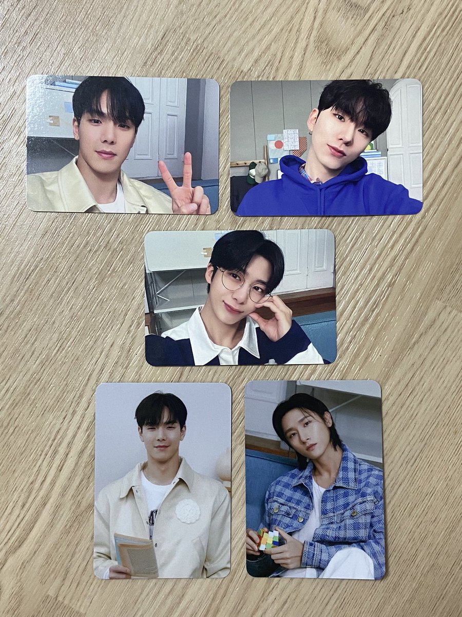hswbss's tweet photo. 팬콘 굿즈 포캉 양도

홀더 포카 각 2.0 기현 2.8 형원 3.0
콜북 바인더 포카 각 2.0 아이엠 3.0
네컷 아이엠 5

ㅅㅊㅇ 손현우 셔누 채형원 양도 특전 럭드 공방 이벤트 대면 영통 민혁 기현 주헌 아이엠 임창균 위드뮤 마뮤테 비트로드 스스퀘 유닛 더언씬 팬콘 키링 랜덤팩 포카홀더 포카폴더 교환 https://t.co/LTkwWlIX7G