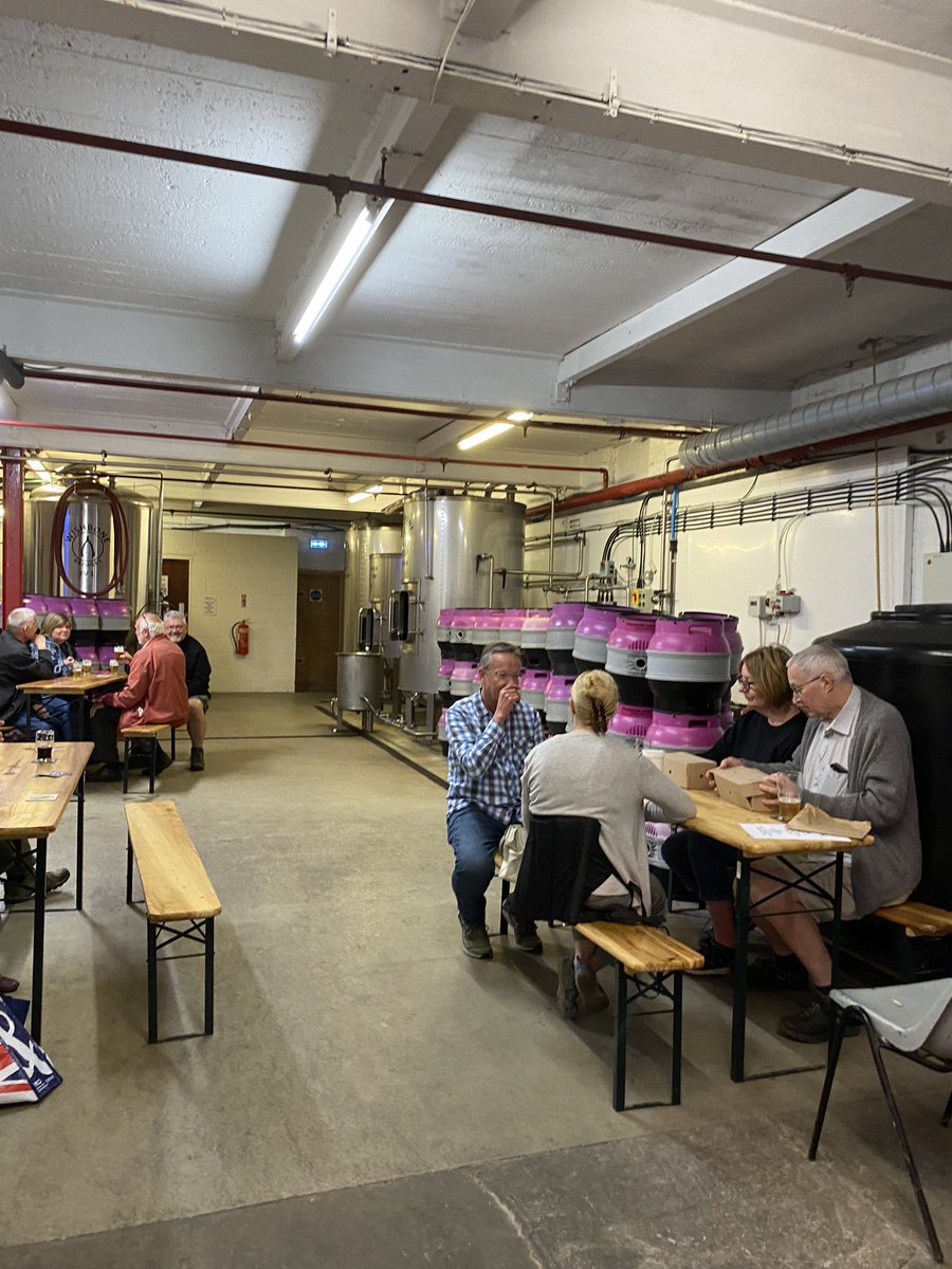 craftwo04350732's tweet photo. @WishboneBrewery busy as …already ,starting off on #tillerpin its a great brew https://t.co/D3Oylatns9