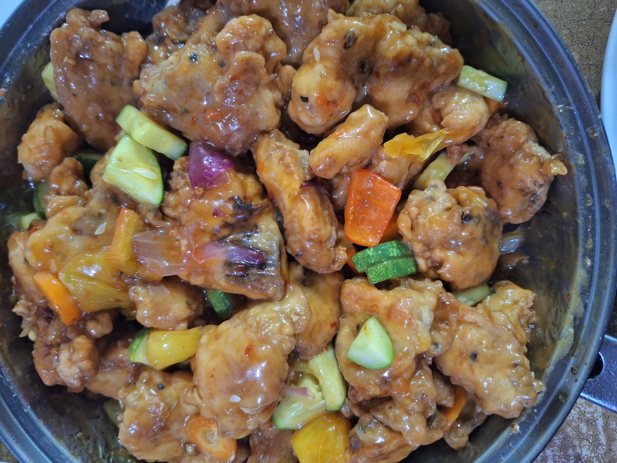 Life is a mix of sweet and sour. Happy weekend! 🥰