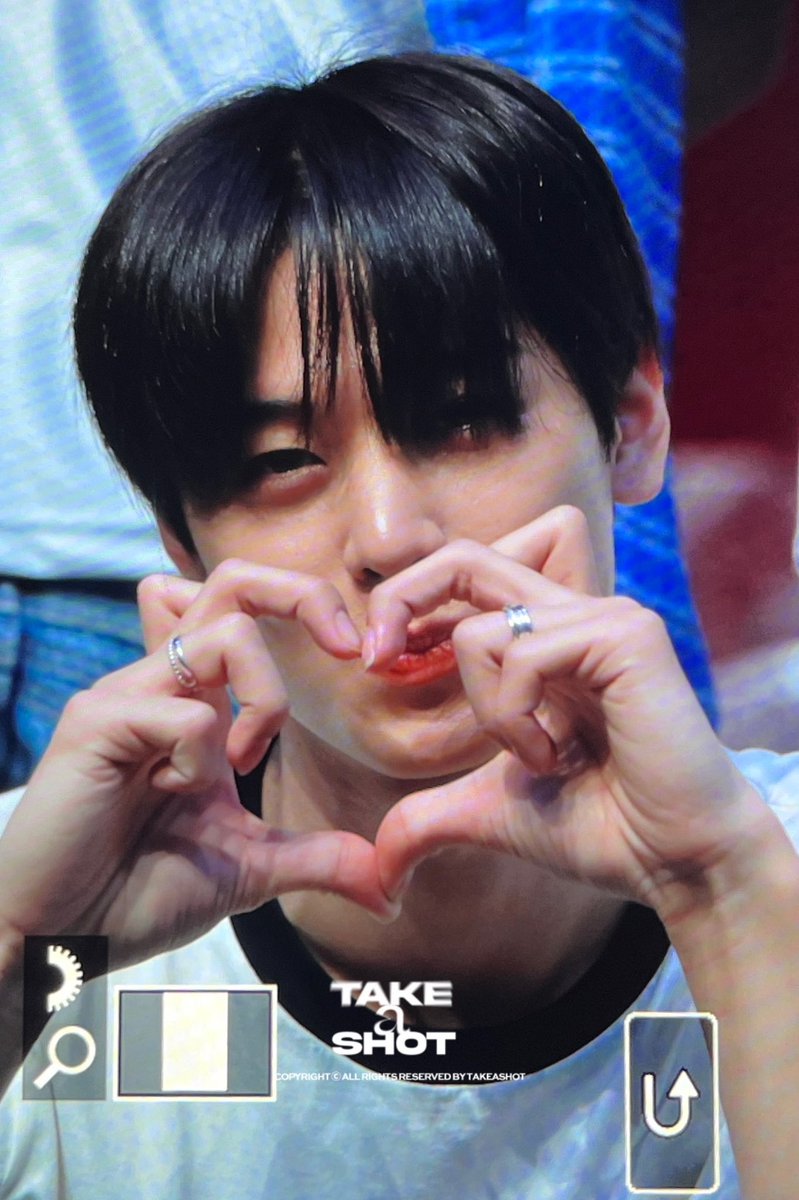 TAS_980115's tweet photo. 230826 🔫😽 #주연 #더보이즈 https://t.co/4nB82dJR85