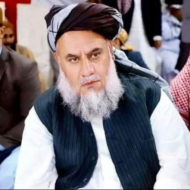 AZadaHamat's tweet photo. ماته دجنت قیصې ځان ته د دنیا حساب
تعلیم مباع دی دغه ځوان زین الله شاه د لورالائی دسابق ایم این ایې مرحوم مولانا امیرزمان زوی دی
چي له لندن یه دLLB ډګري تر لاسه کړه پلار مرحوم بې په مدرسو کې دبل ځامن دجنت په لالچ دافغانستان جهاد ته تیارول 
خو خپل اولاد ته یه د لندن لاره غوره کړه
. https://t.co/Ar0SApSN33