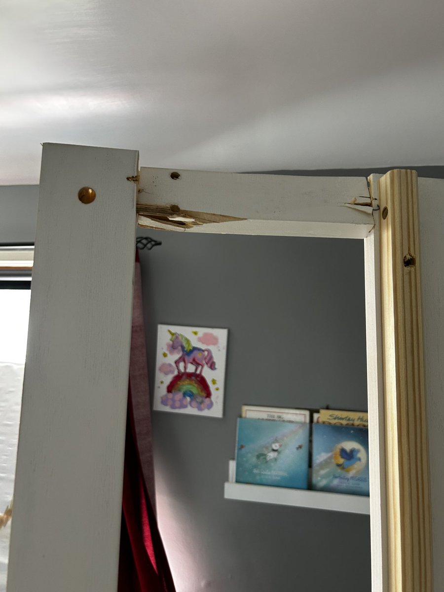 defective_model's tweet photo. @DunelmUK hi my sons bed arrived broken. The package was damaged and when I opened it I found this mess now my son has no bed. Can you help I rang the number on the internet and it says it’s closed. https://t.co/Cvj0JadZbn