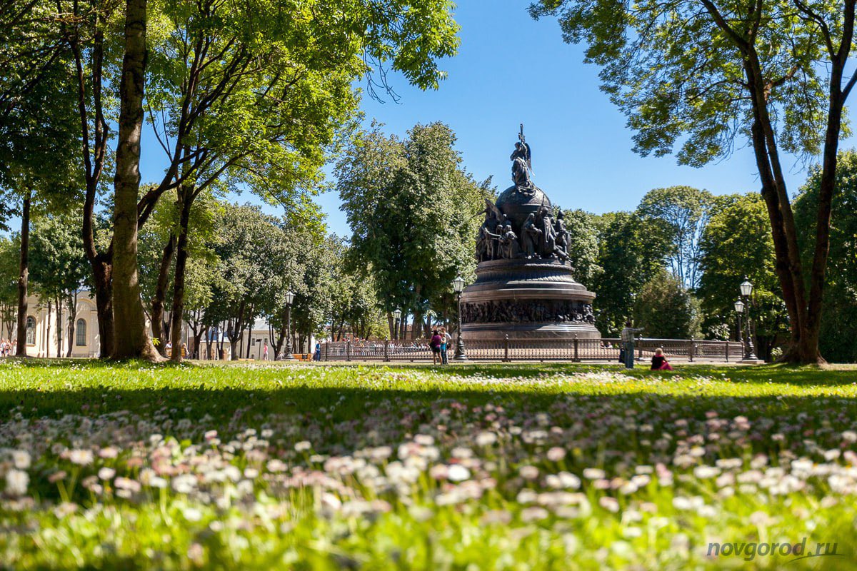 Russia's tweet photo. 🎉 Today #VelikyNovgorod - the historical centre of Russian statehood - turns 1164!

No wonder it’s a place of medieval architectural marvels such as Russia’s most ancient kremlin &amp; oldest stone monument – Sophia Cathedral which are included in the @UNESCO World Heritage List. https://t.co/ihwzBwgr9y