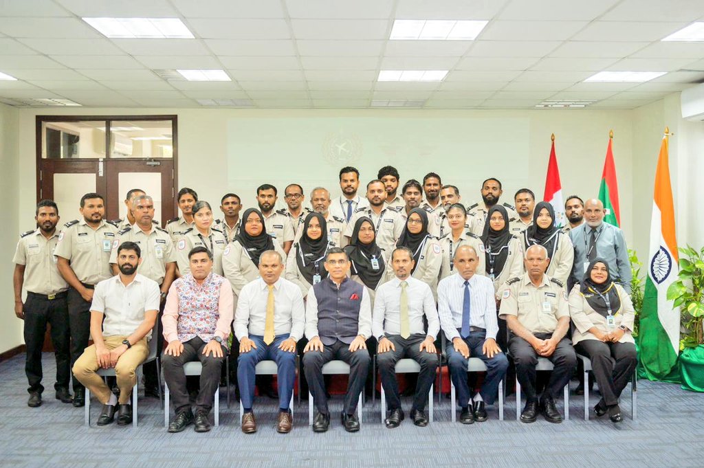 Enhancing 🇮🇳🇲🇻 Cooperation in Aviation Security 

Importance of #AviationSecurity needs no emphasis, esp. towards expansion of #tourism in #Maldives🇲🇻. 3️⃣0️⃣ @AVSECOMmv personnel going to #India to participate in ‘Aviation Security Training’ to be conducted by @BCASHq🇮🇳. 

@MoDmv