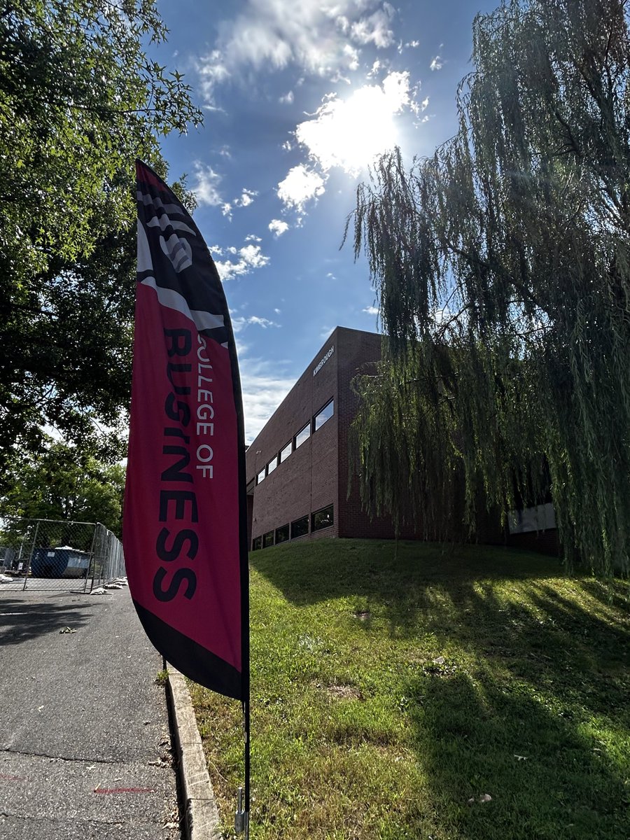 APSUBusiness's tweet photo. Beautiful day to #BeABusinessGov https://t.co/gldNbJy0b0