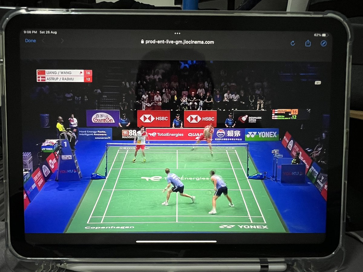 Ana_AMukmin94's tweet photo. tiba rasa nak support regu China 🇨🇳, hentam sikit Denmark 🇩🇰 https://t.co/b2zi4pvz2b