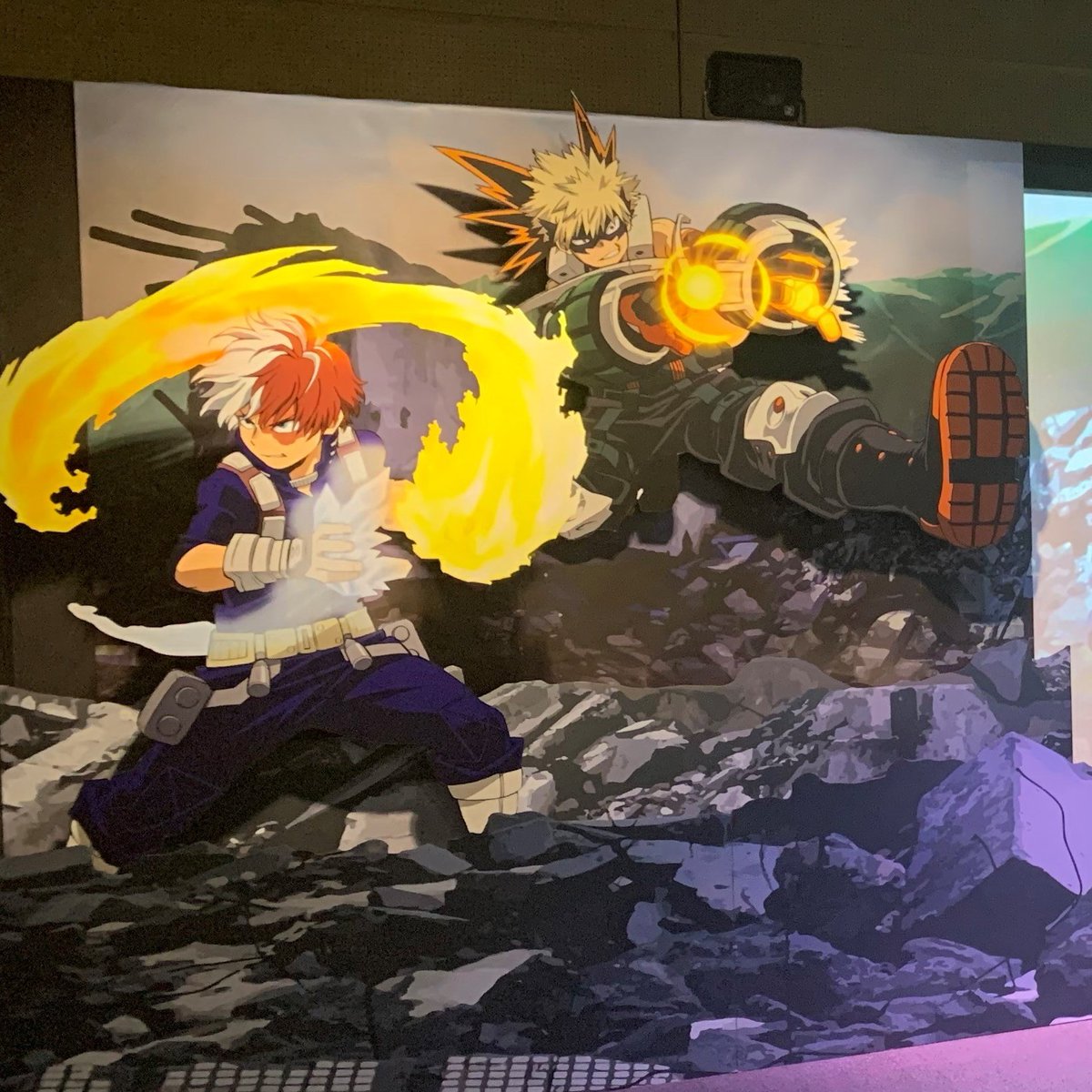 tsuntmptmp's tweet photo. to the person who keeps on putting todobaku standees together, i owe you my life https://t.co/cyYANOGibM