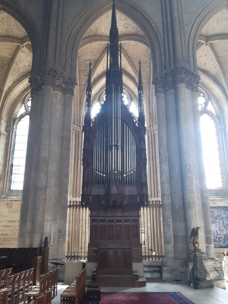 DrChrisMaxim's tweet photo. Two other #PipeOrgans in Reims Cathedral... https://t.co/MfH8qb7SNo