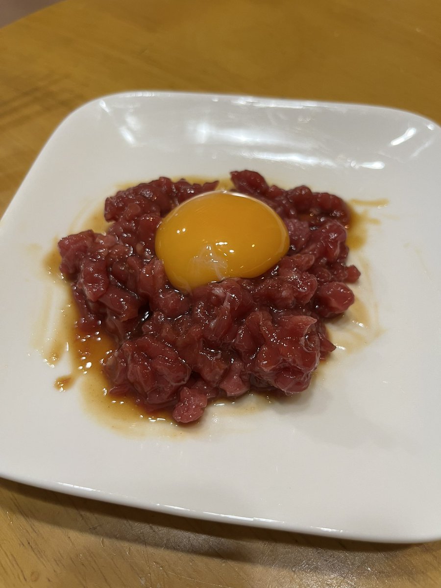 an_maoa's tweet photo. えっこれローソンで買えるのか https://t.co/v59gJZlBwI