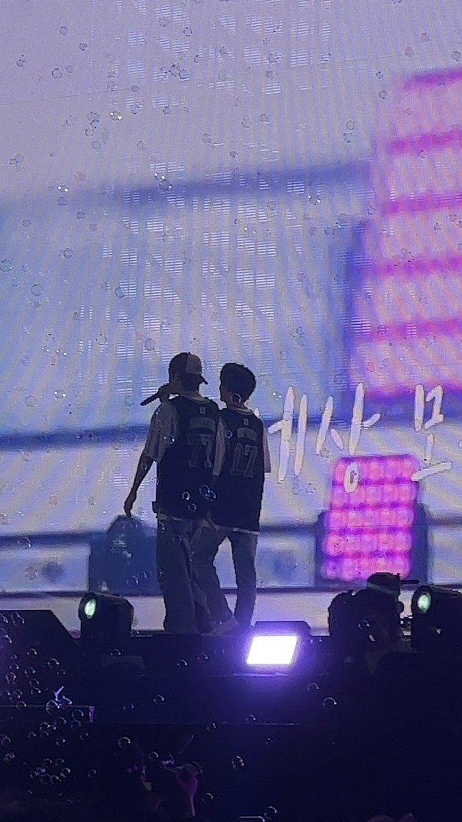 gmagammt's tweet photo. ทำไงดี ㅠㅠㅠㅠㅠ 97 https://t.co/UNMdjfjL61